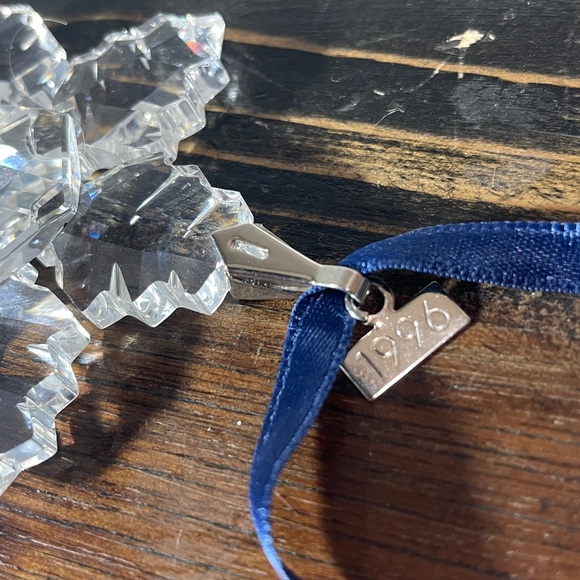 Swarovski 1996 Christmas ornament in box.  Rare. - Picture 4 of 17